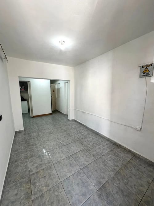 Local en arriendo en San Jose, Itagüí, 28 m² · foto 2 de 7