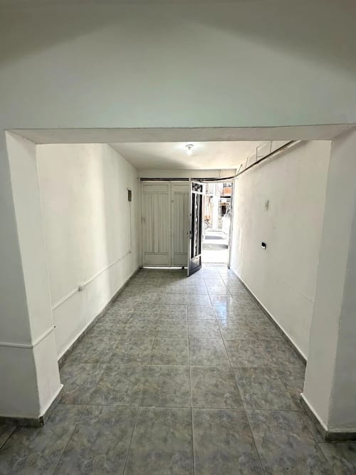 Local en arriendo en San Jose, Itagüí, 28 m² · foto 7 de 7