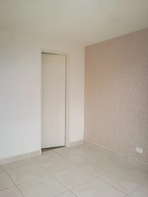 Apartamento de 4 alcobas en arriendo en Urbanizacion Rosales Del Parque, Medellín, 110 m² · foto 3 de 10