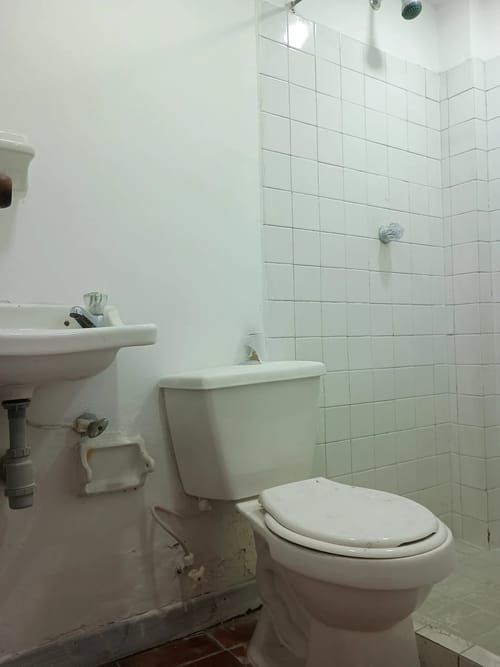 Apartamento de 4 alcobas en arriendo en Urbanizacion Rosales Del Parque, Medellín, 110 m² · foto 6 de 10
