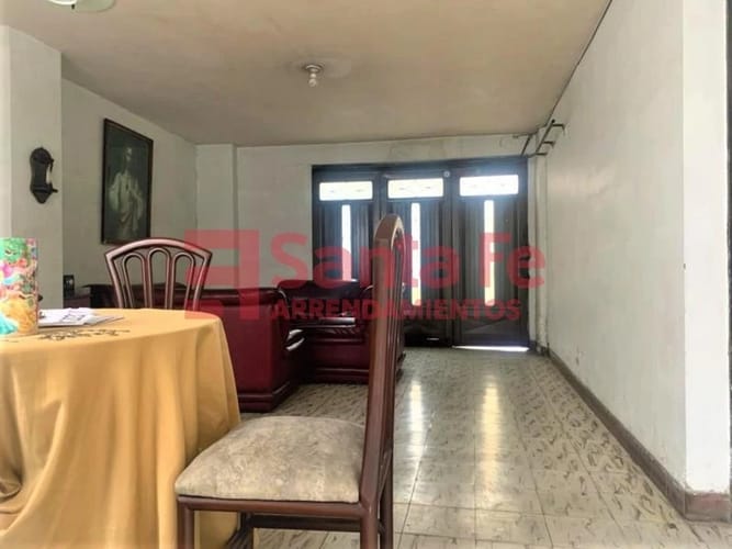 Casa de 5 alcobas en venta en La America, Medellín, 264 m² · foto 4 de 10