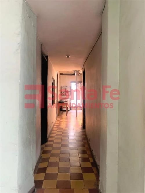 Casa de 5 alcobas en venta en La America, Medellín, 264 m² · foto 7 de 10