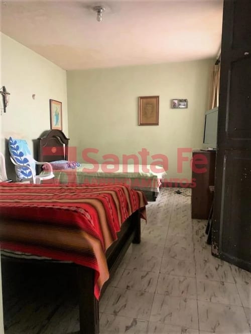 Casa de 5 alcobas en venta en La America, Medellín, 264 m² · foto 10 de 10