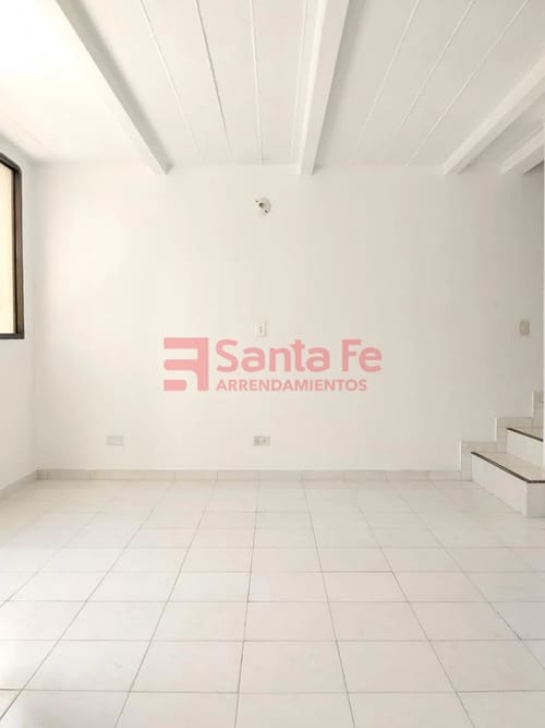 Apartamento de 3 alcobas en arriendo en Rodeo Alto, Medellín, 125 m² · foto 2 de 10