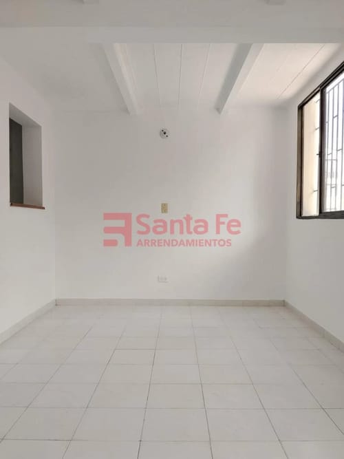 Apartamento de 3 alcobas en arriendo en Rodeo Alto, Medellín, 125 m² · foto 3 de 10