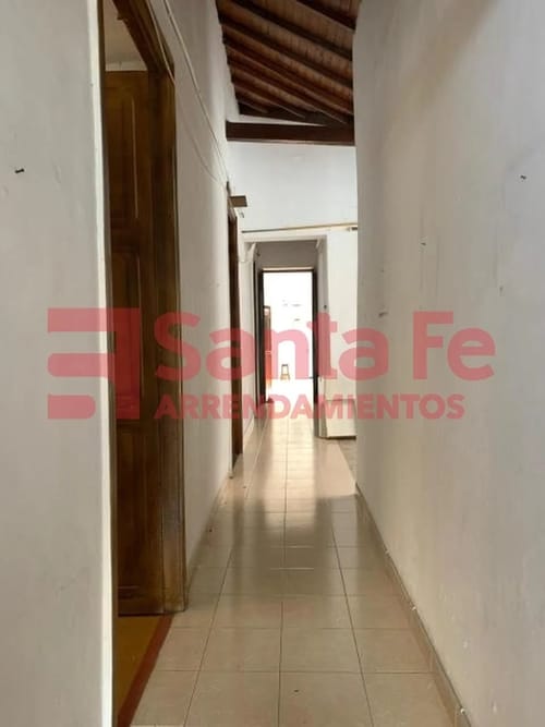 Casa de 4 alcobas en venta en La America, Medellín · foto 8 de 10
