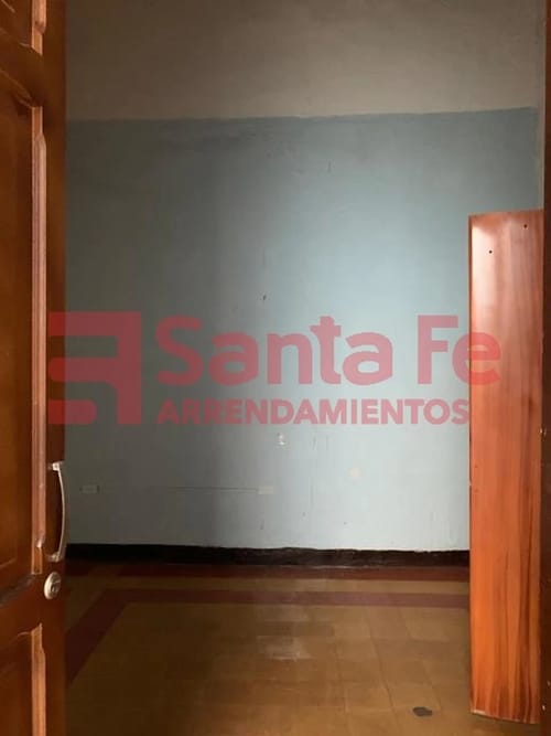 Casa de 4 alcobas en venta en La America, Medellín · foto 10 de 10