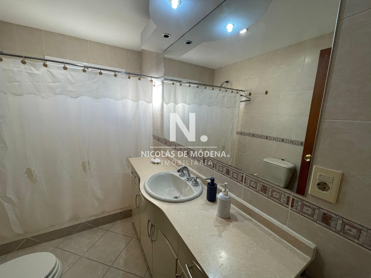 Casa en Alquiler · Foto 10