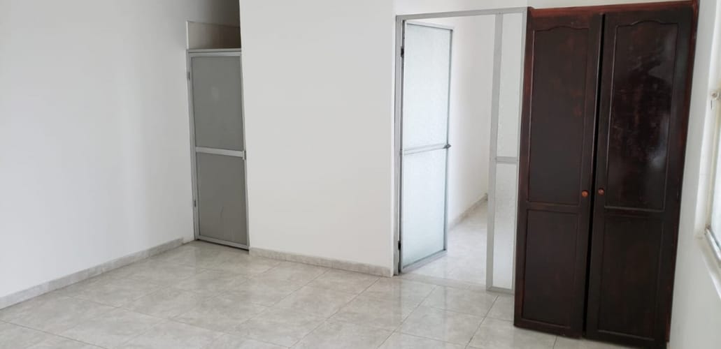 Casa de 8 alcobas en venta en Girardot, Girardot, 274 m² · foto 14 de 24