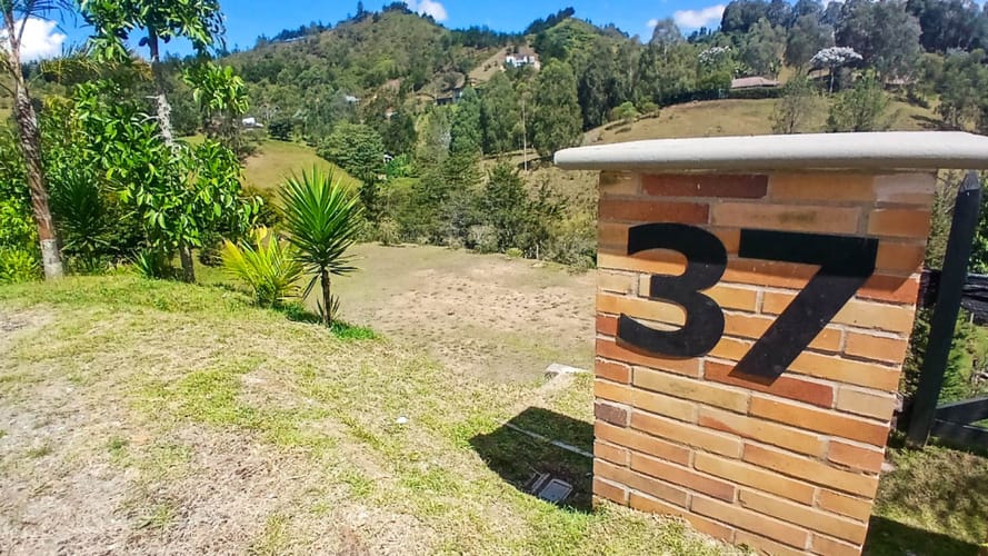 Lote en venta en Pantanillo, El Retiro, 3252 m² · foto 3 de 24