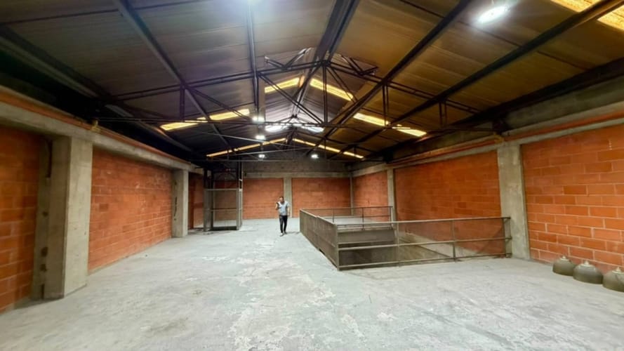 Bodega en arriendo en La Aldea, La Estrella, 530 m² · foto 9 de 10