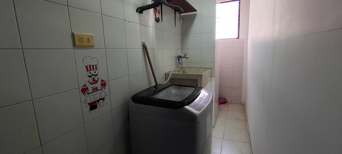 Apartamento de 3 alcobas en arriendo en Laureles, Medellín, 115 m² · foto 9 de 16
