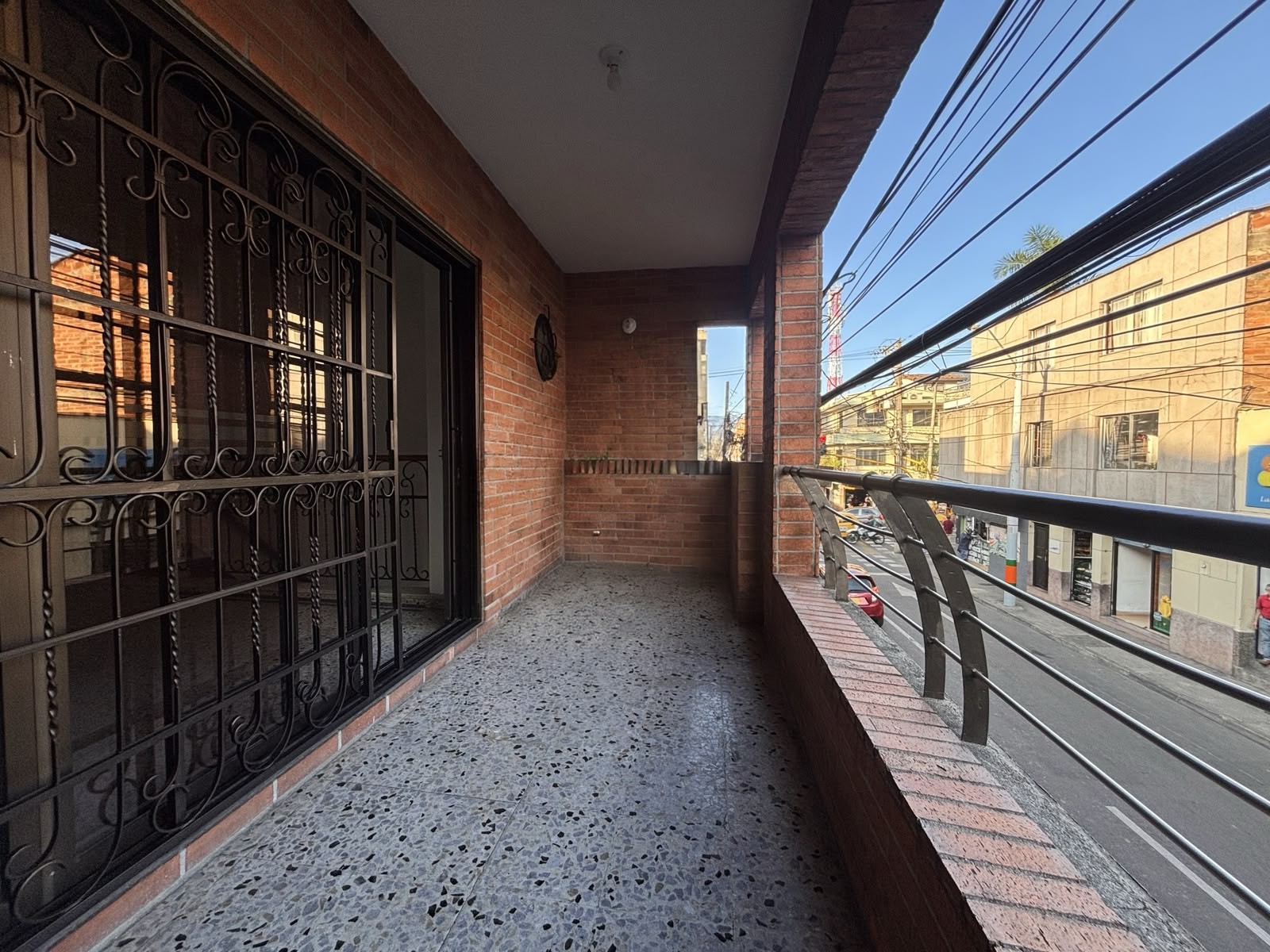 Casa en arriendo en Zona Centro, Envigado · foto 2 de 24