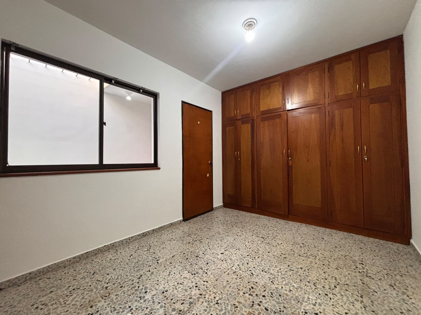 Casa en arriendo en Zona Centro, Envigado · foto 8 de 24