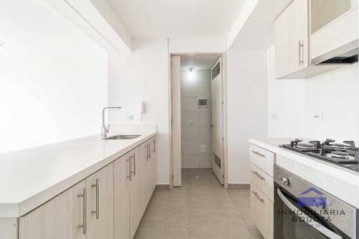 Apartamento en venta en El Vergel, Bogotá · foto 4 de 21