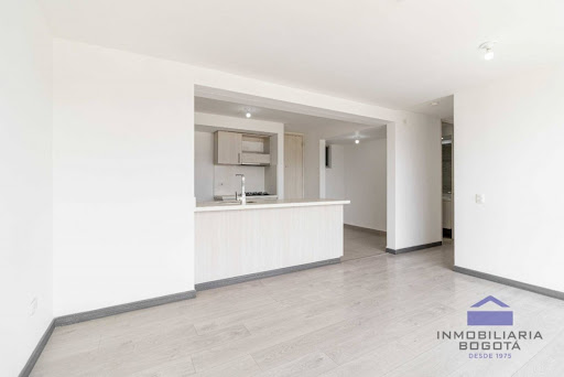 Apartamento en venta en El Vergel, Bogotá · foto 8 de 21