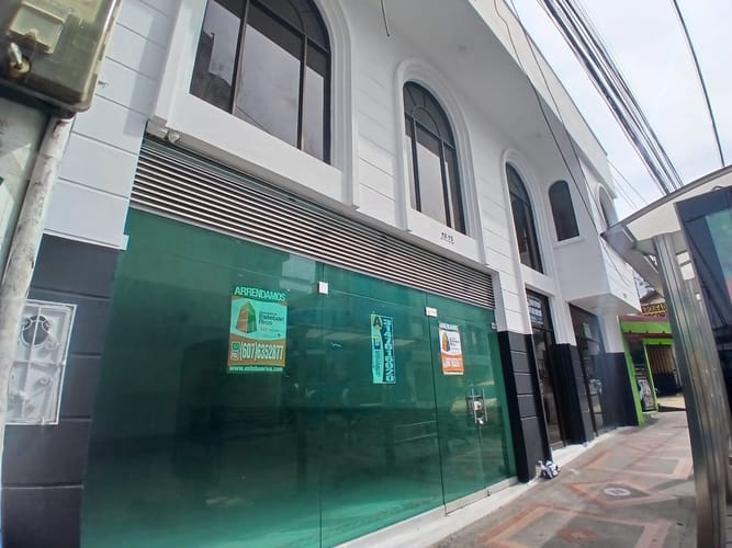 Local en arriendo en Centro, Bucaramanga, 120 m² · foto 2 de 14