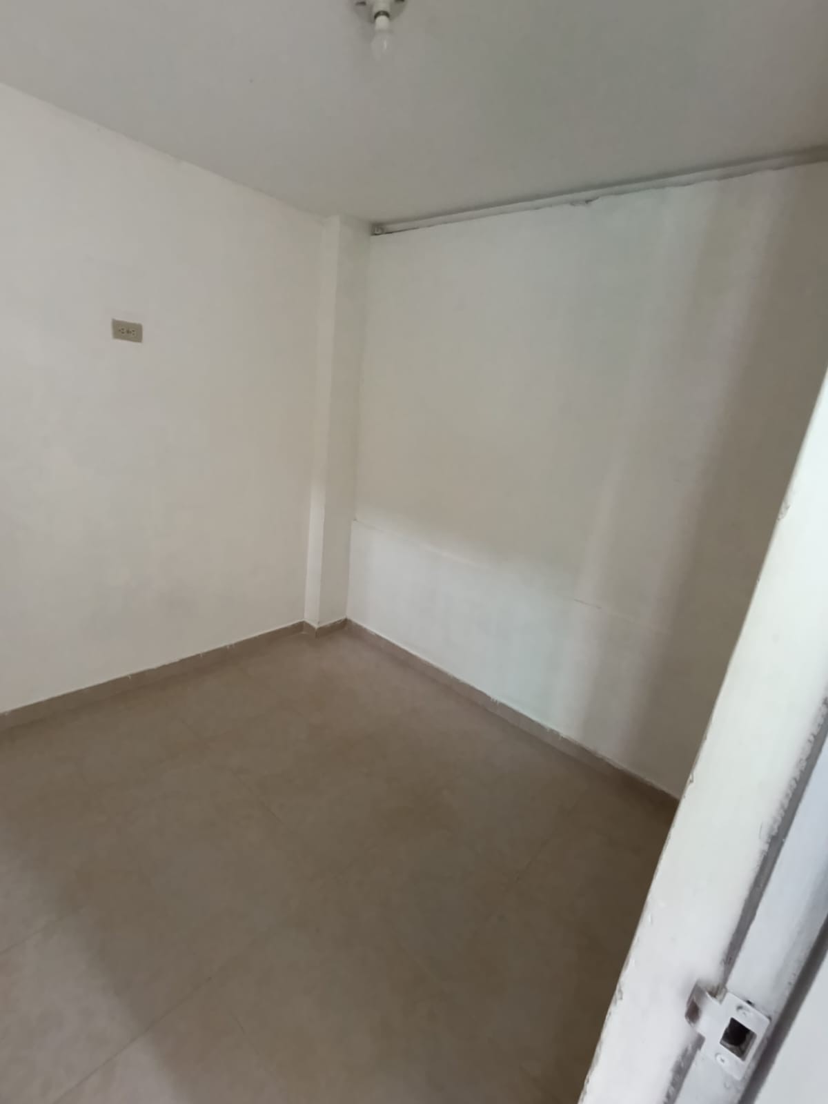 Casa en venta en Engativá, Bogotá · foto 7 de 24