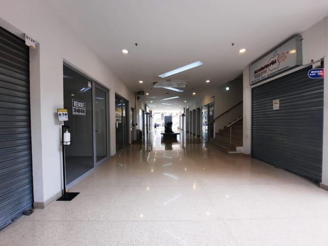 Local en arriendo en Boston, Medellín, 20 m² · foto 2 de 11