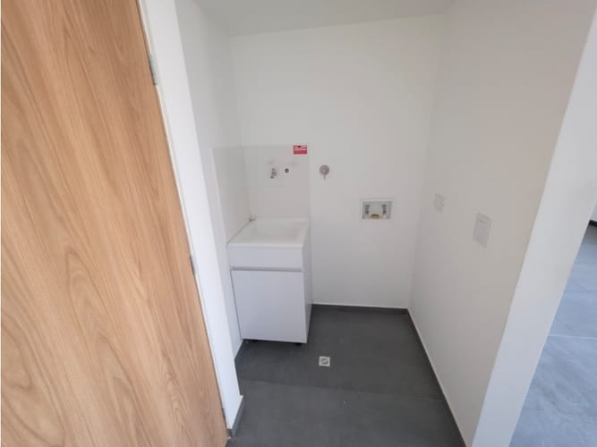 Apartaestudio en venta en Bombona No.1, Bello, 46 m² · foto 9 de 16