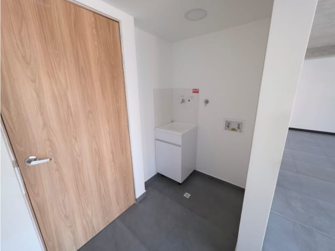 Apartaestudio en venta en Bombona No.1, Bello, 46 m² · foto 10 de 16