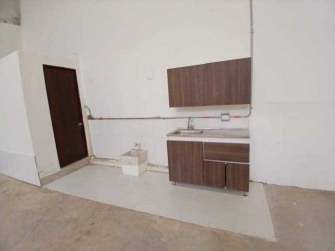 Local en arriendo en Caicedo, Medellín, 300 m² · foto 5 de 7