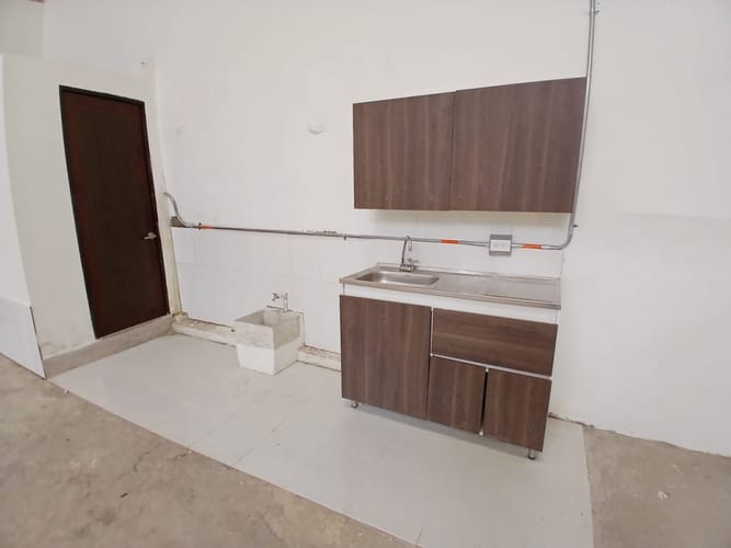 Local en arriendo en Caicedo, Medellín, 300 m² · foto 6 de 7