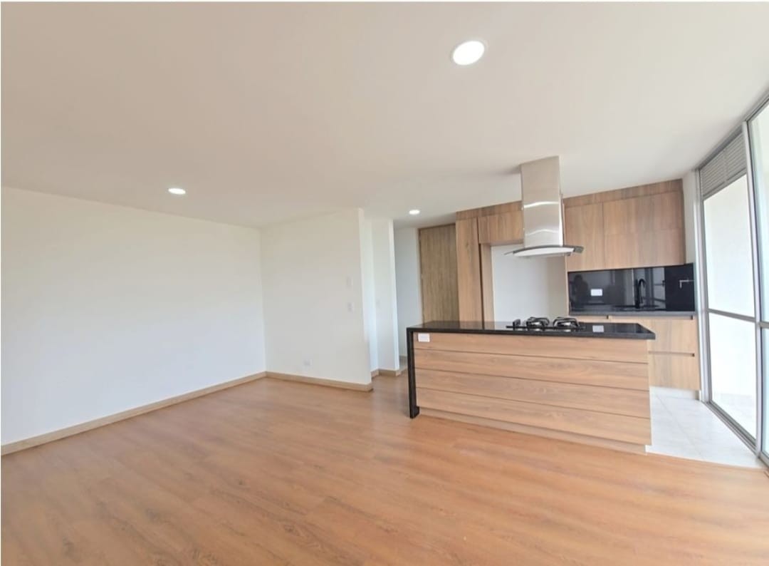 Apartamento en venta en Suramerica, La Estrella · foto 10 de 10