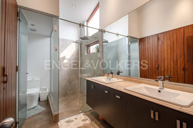 Casa de 3 alcobas en venta en Cerros De Niza, Bogotá, 456 m² · foto 18 de 20