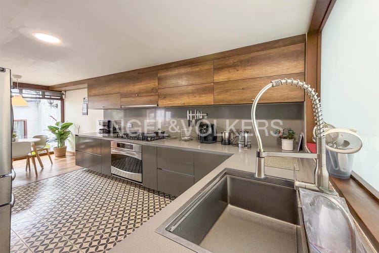 Casa de 3 alcobas en venta en Cerros De Niza, Bogotá, 456 m² · foto 9 de 20