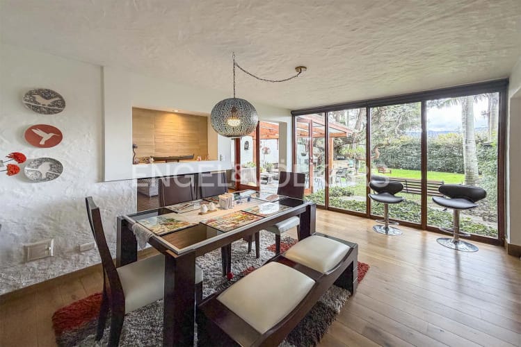 Casa de 3 alcobas en venta en Cerros De Niza, Bogotá, 456 m² · foto 7 de 20