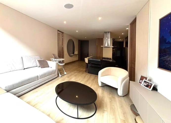 Apartamento de 2 alcobas en venta en San Patricio, Bogotá, 97 m² · foto 2 de 23