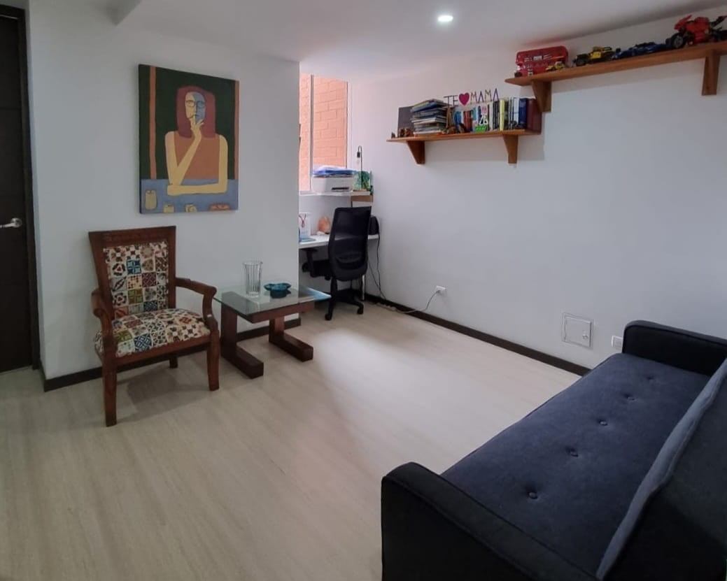 Apartamento en venta en Loma Del Esmeraldal, Envigado · foto 5 de 13
