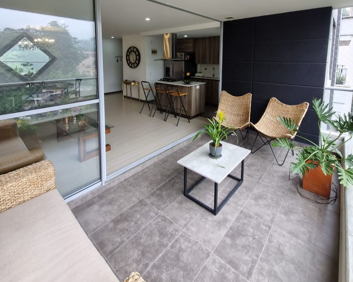 Apartamento en venta en Loma Del Esmeraldal, Envigado · foto 11 de 13