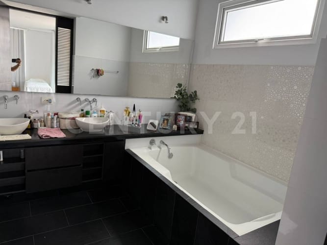 Casa de 4 alcobas en venta en Ub Montearroyo, Villavicencio, 270 m² · foto 11 de 15