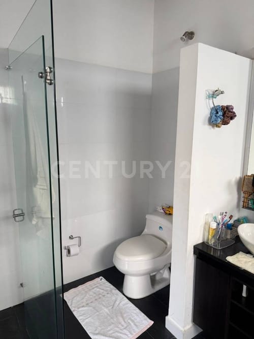 Casa de 4 alcobas en venta en Ub Montearroyo, Villavicencio, 270 m² · foto 12 de 15