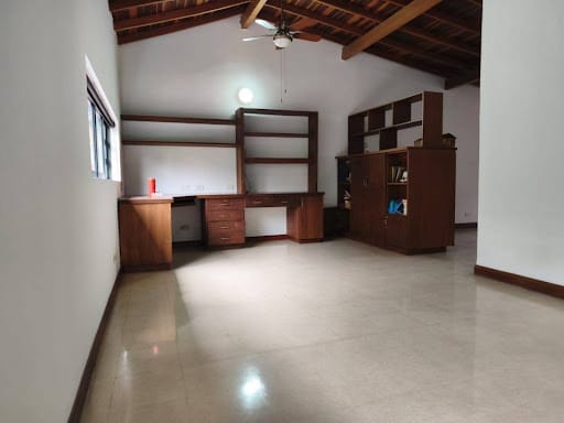 Apartamento de 3 alcobas en arriendo en Villagrande, Itagüí, 330 m² · foto 15 de 24