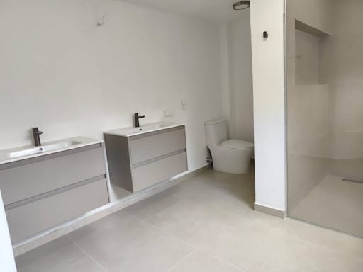Apartamento de 3 alcobas en arriendo en Villagrande, Itagüí, 330 m² · foto 18 de 24