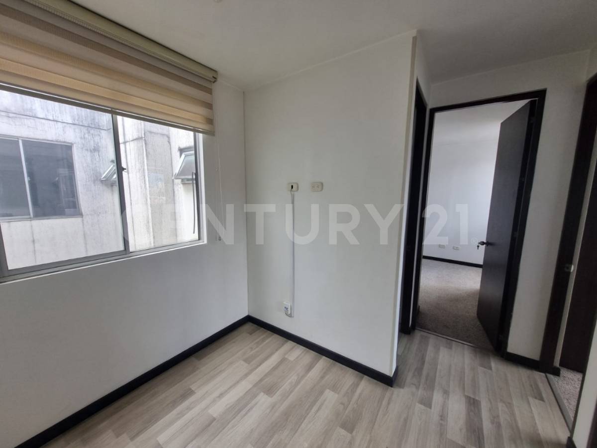 Apartamento en venta en Castilla, Bogotá · foto 4 de 24