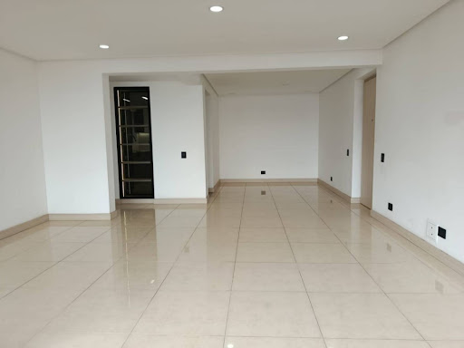 Apartamento en arriendo en La Tomatera, Medellín · foto 6 de 24