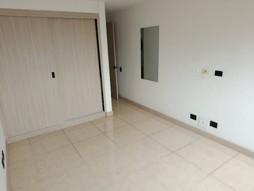 Apartamento en arriendo en La Tomatera, Medellín · foto 19 de 24