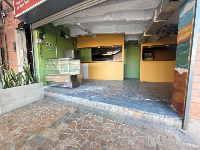 Local en arriendo en Aves Maria, Sabaneta, 45 m² · foto 4 de 8