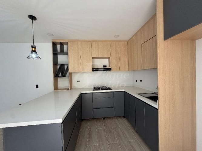 Casa de 3 alcobas en venta en La Ceja, 115 m² · foto 2 de 15