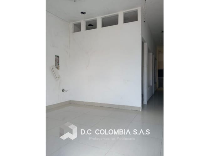 Casa de 7 alcobas en venta en Portachuelo, Girardot, 156 m² · foto 7 de 11