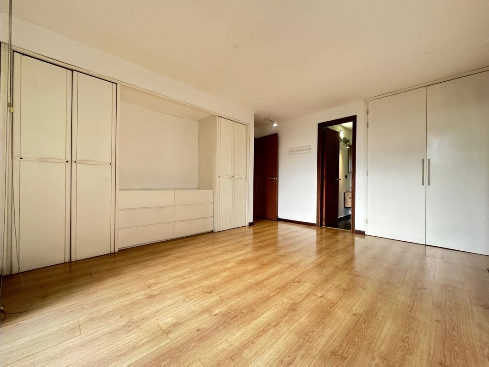 Apartaestudio en arriendo en El Poblado, Medellín · foto 4 de 8