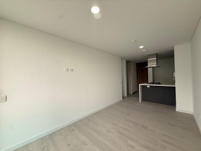 Apartamento de 2 alcobas en venta en La Salle, Bogotá, 63 m² · foto 2 de 14