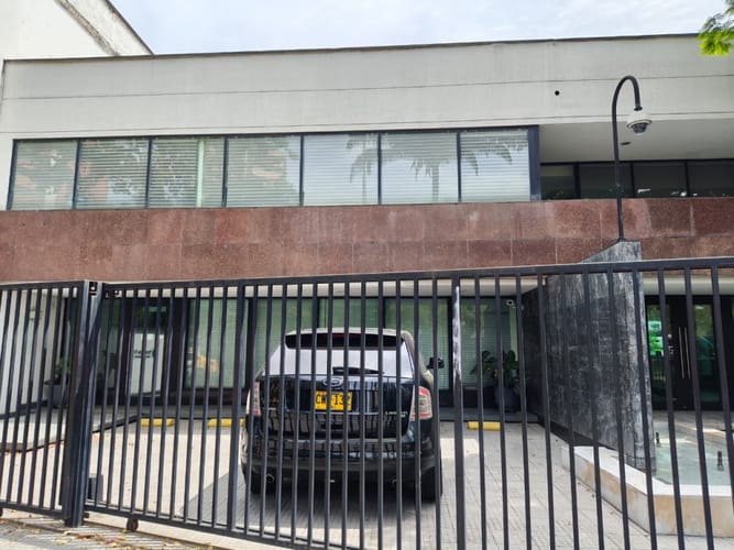 Oficina en arriendo en Centenario, Cali, 204 m² · foto 2 de 19