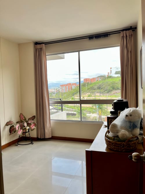 Apartamento de 3 alcobas en venta en Bellavista, Cali, 125 m² · foto 2 de 23