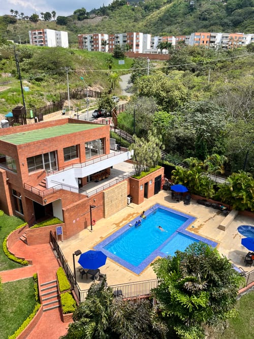 Apartamento de 3 alcobas en venta en Bellavista, Cali, 125 m² · foto 21 de 23