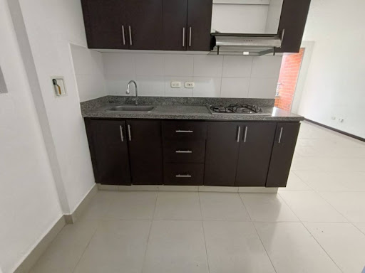 Apartamento en arriendo en Los Colegios, Rionegro · foto 2 de 16